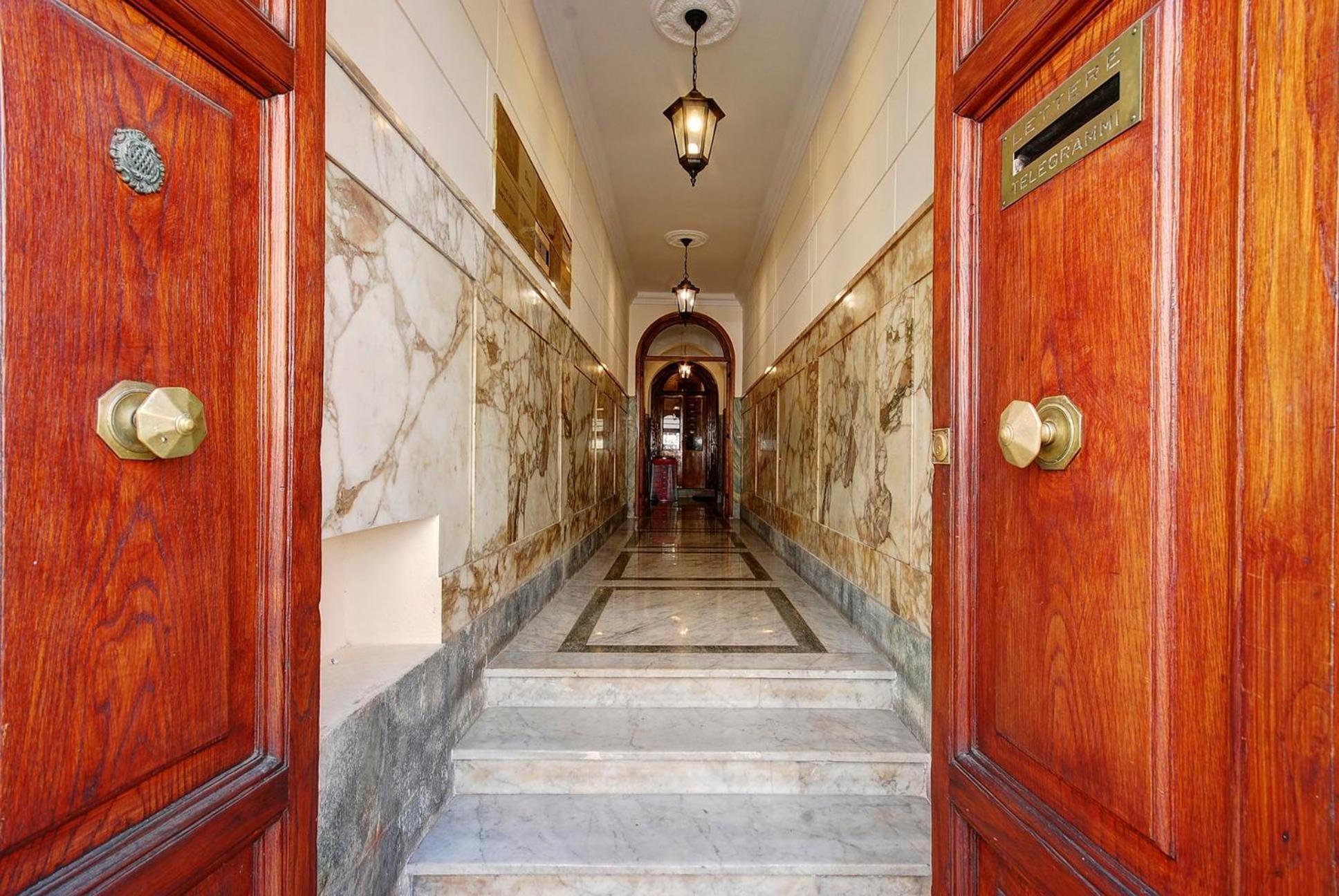 Crispi Relax Apartment Rome